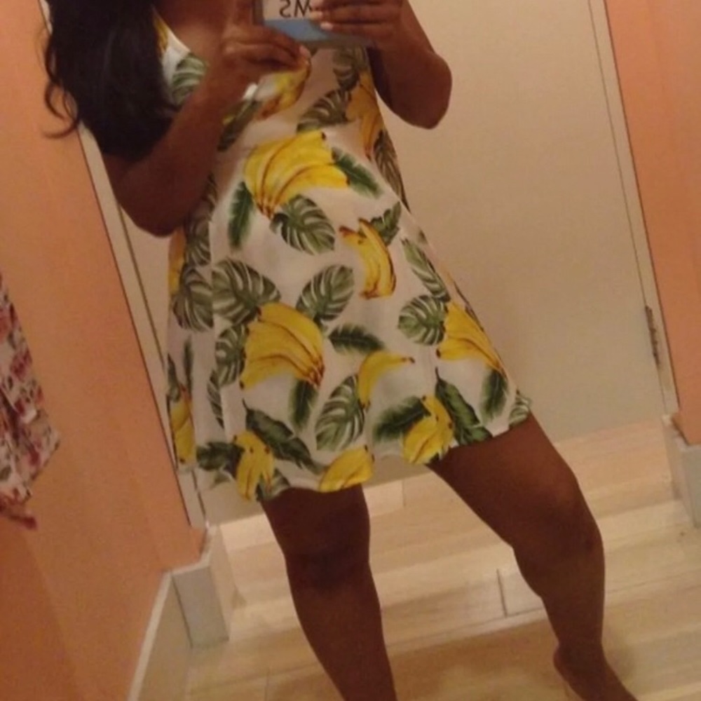 Yellow wrap dress 👗 great for spring!!